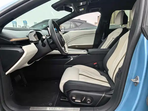 Zeekr 007GT 2025