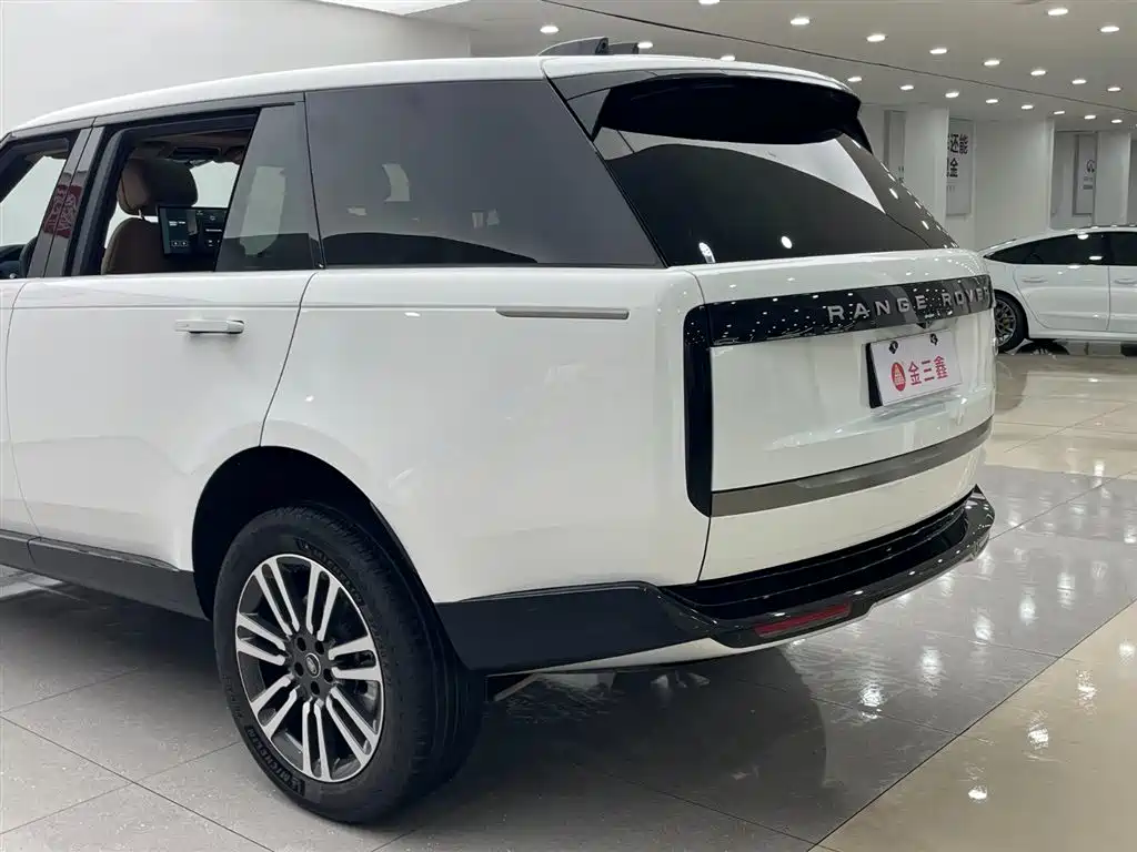 Land Rover Range Rover 2024 — фото 34