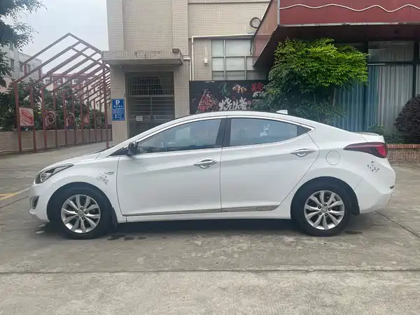 Hyundai Elantra Langdong 2016
