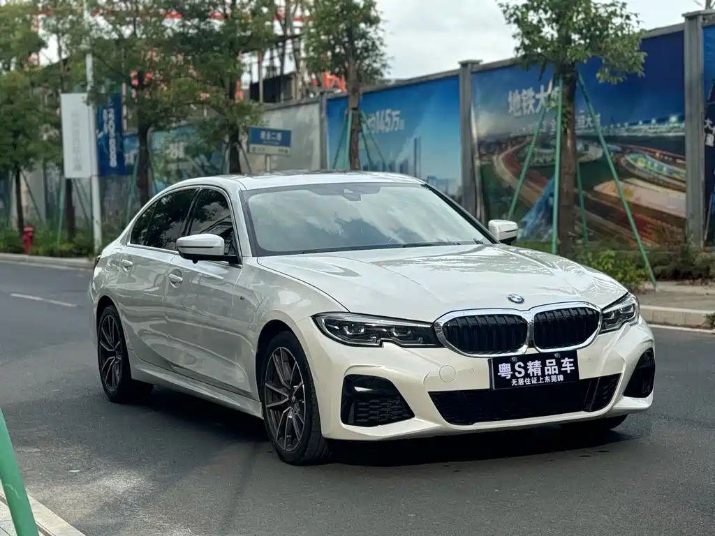 BMW 3 Series 2022