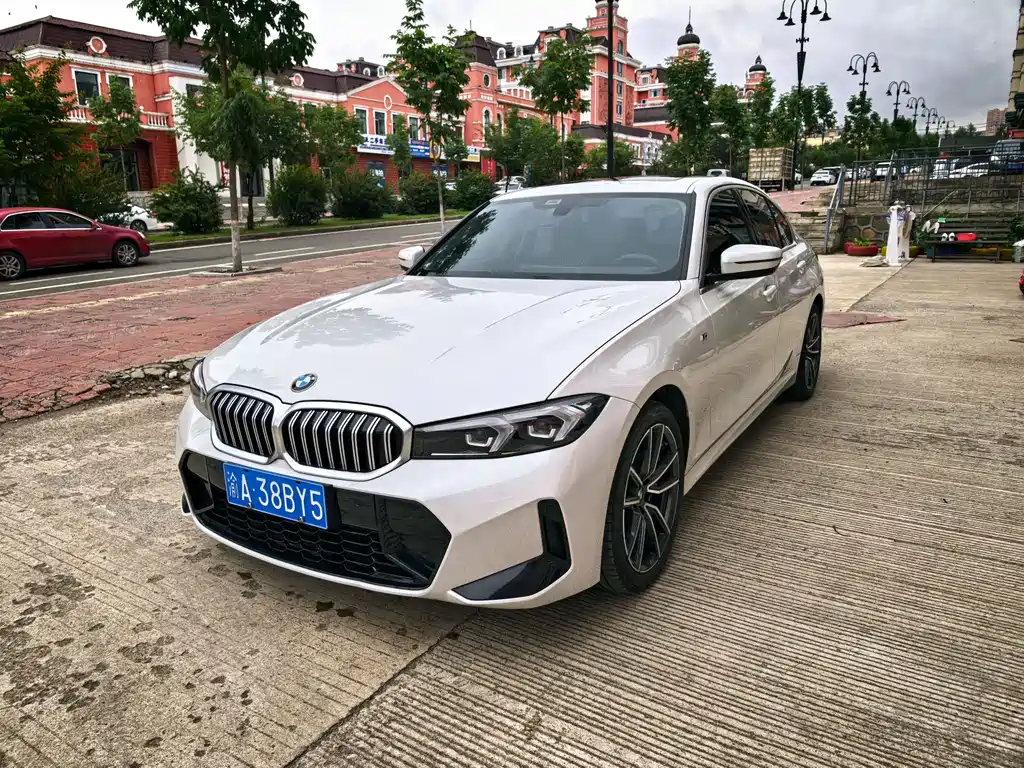 BMW 3 Series 2023