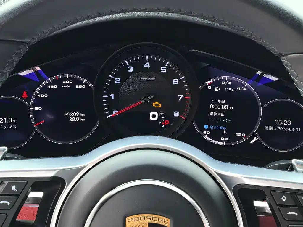 Porsche Cayenne 2023 — фото 13