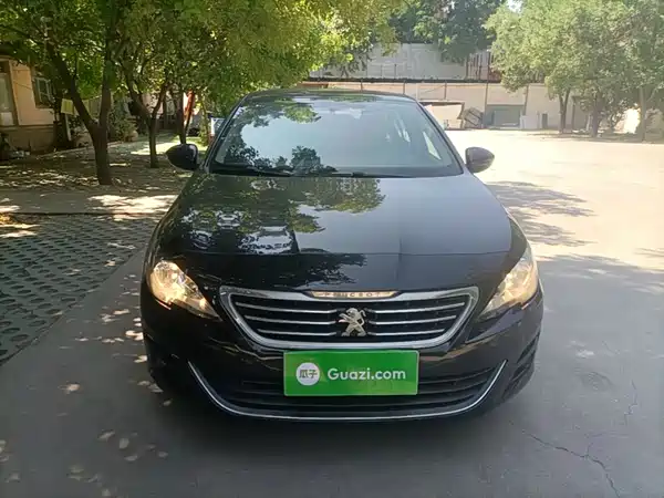 Peugeot 408 2015