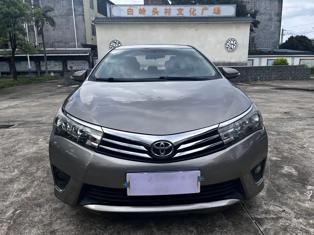 Toyota Corolla 2015