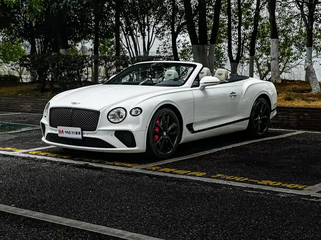 Bentley Continental 2020 — фото 1