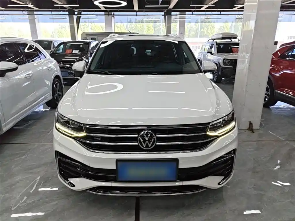 Volkswagen Tiguan L 2021 — фото 3