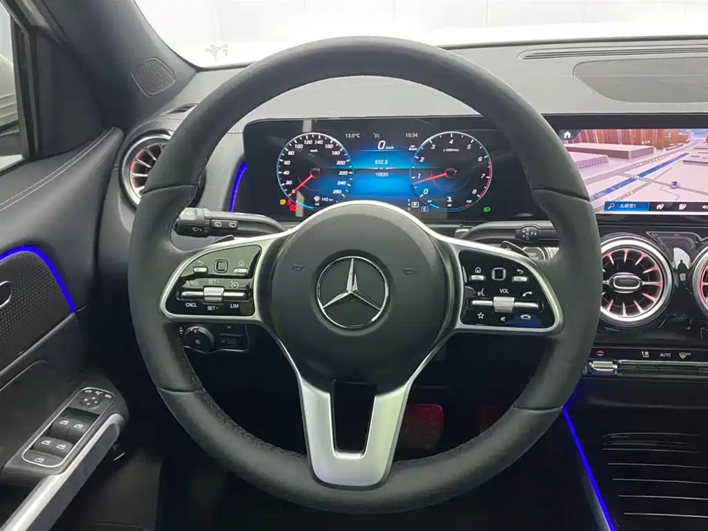 Mercedes-Benz GLB 2023 — фото 14