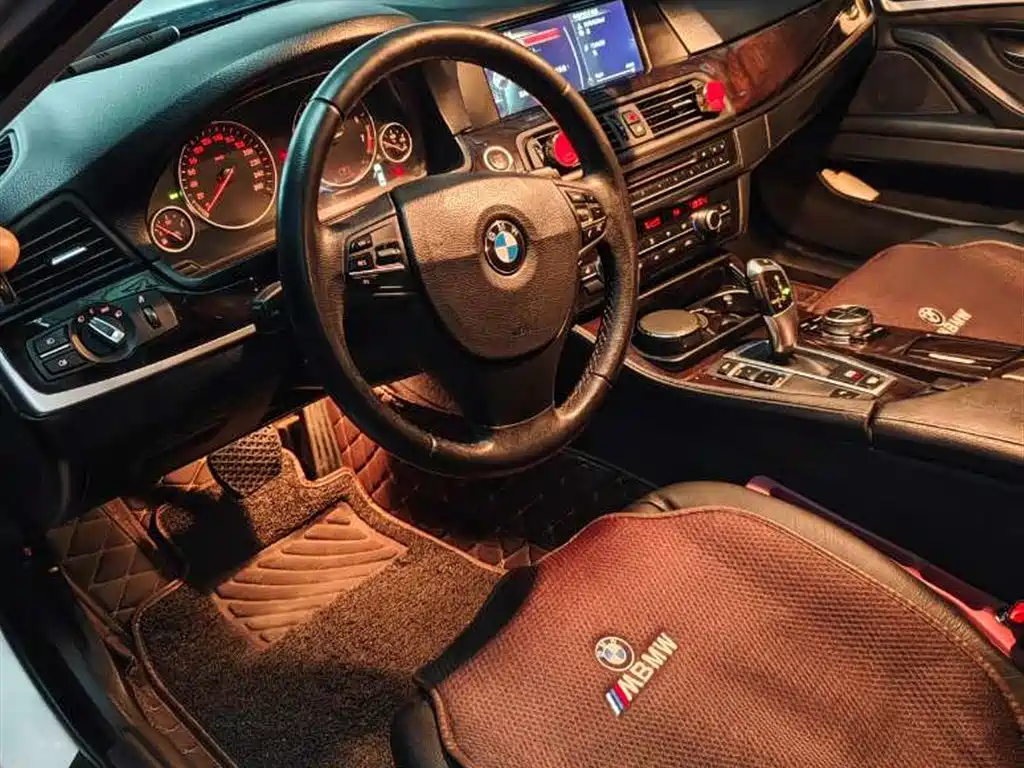 BMW 5 Series 2013 — фото 6