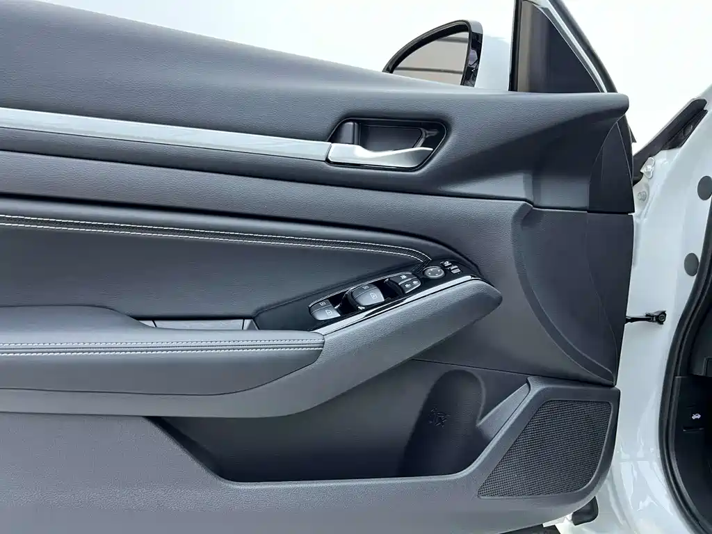 Nissan Teana 2025 — фото 13