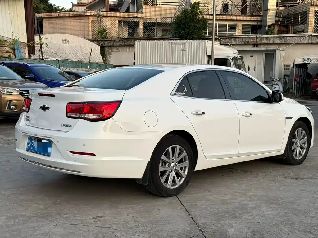 Chevrolet Malibu 2019 — фото 10