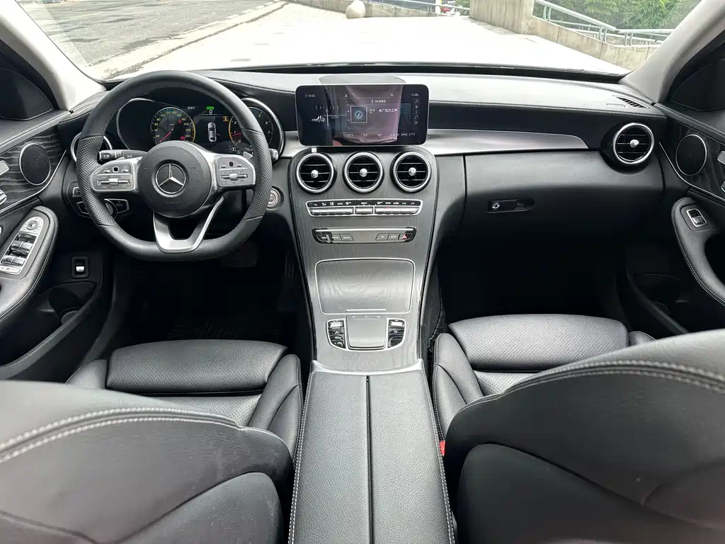 Mercedes-Benz C-Class 2020 — фото 17