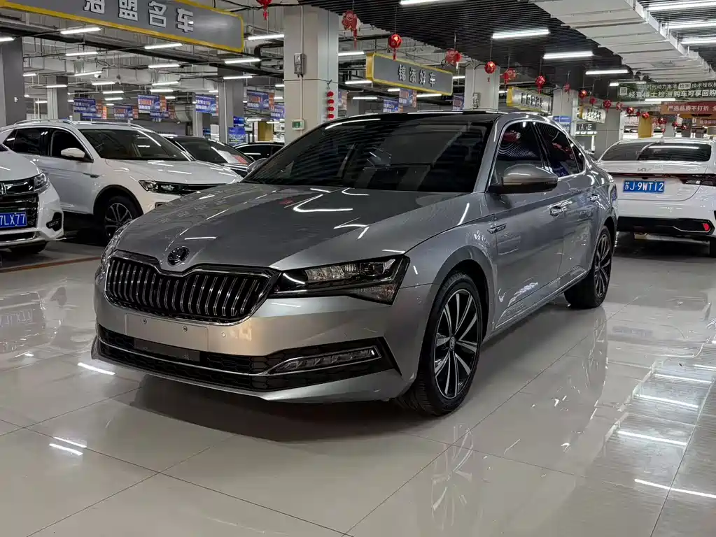 Skoda Superb 2023