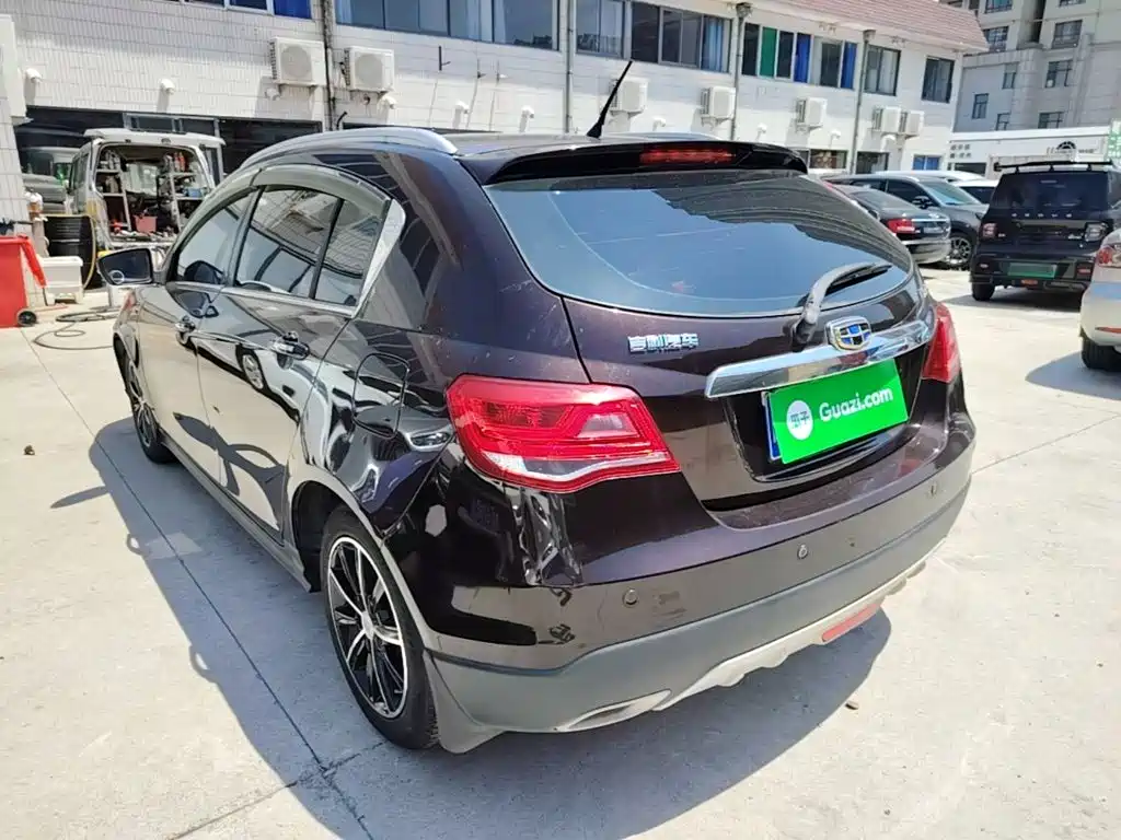 Geely Emgrand 2017