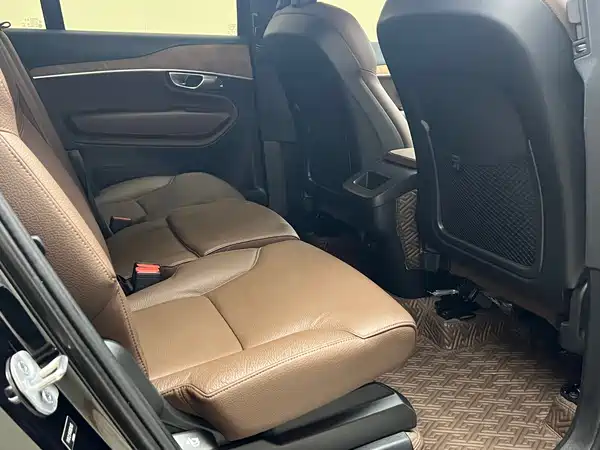 Volvo XC90 2023