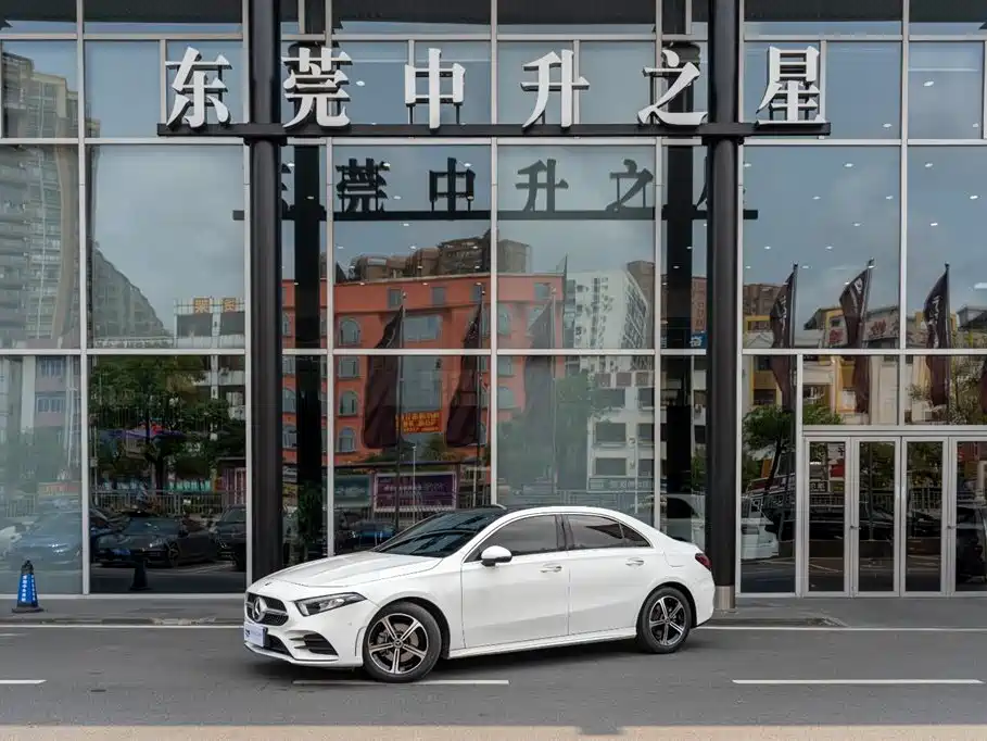 Mercedes-Benz A-Class 2023 — фото 3