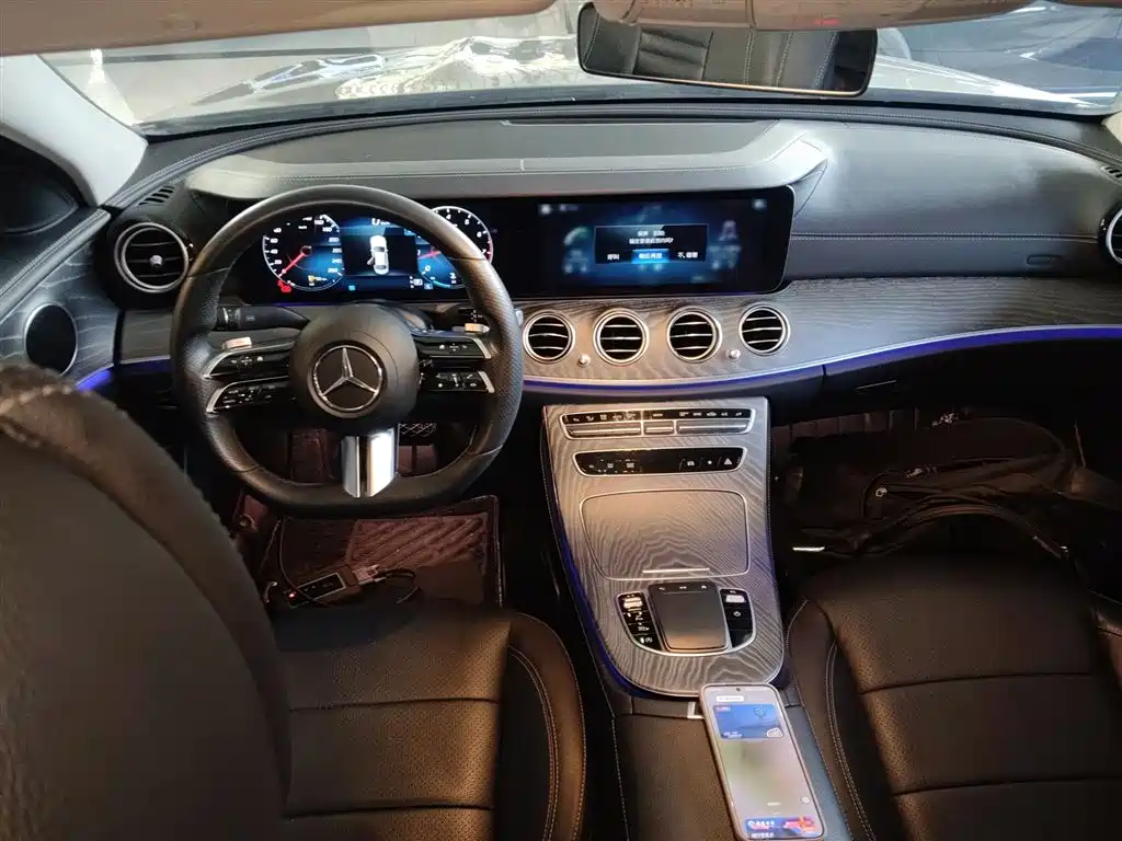 Mercedes-Benz E-Class 2021 — фото 10