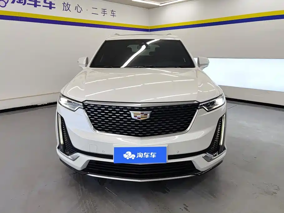 Cadillac XT6 2022 — фото 2