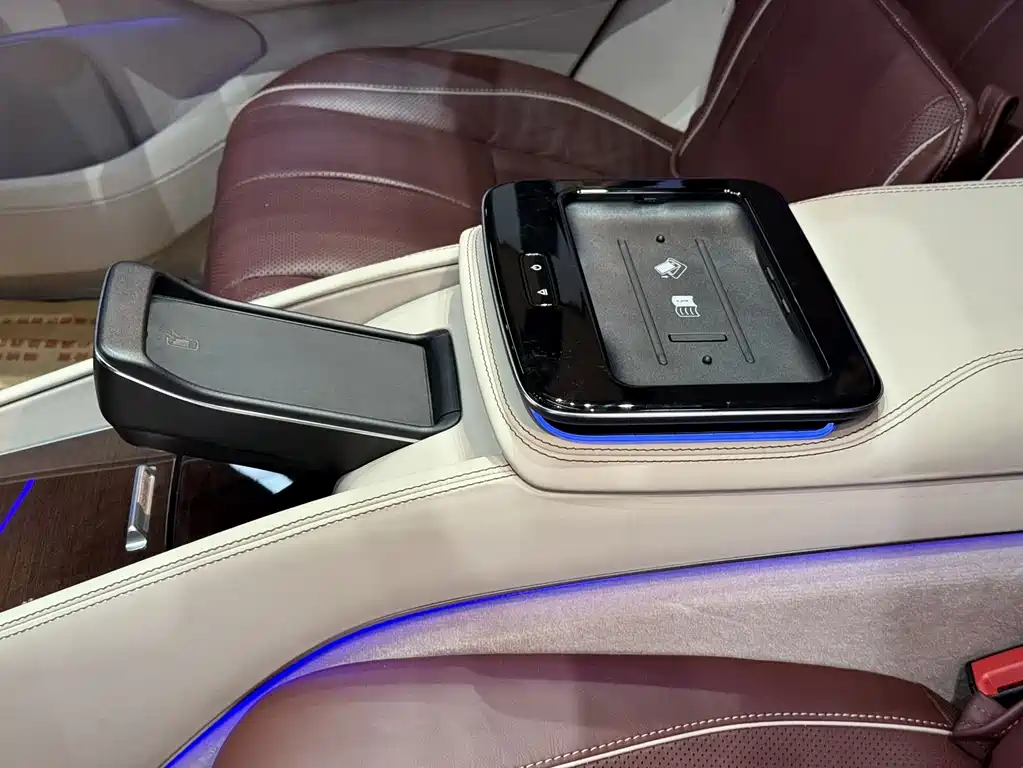 Mercedes-Benz GLS 2021 — фото 29