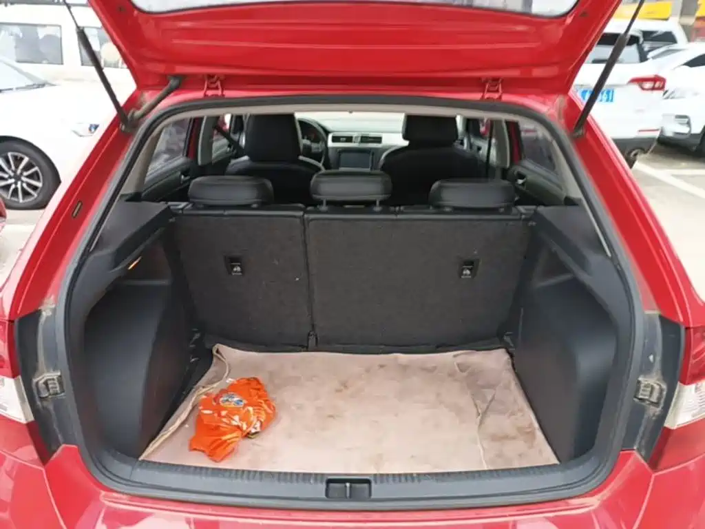Skoda Rapid Spaceback 2016 — фото 19