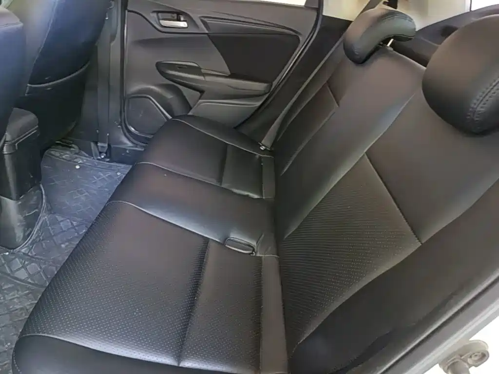 Honda Fit 2018 — фото 17
