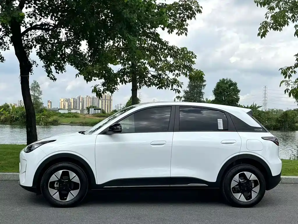 Geely Galaxy Starwish 2025