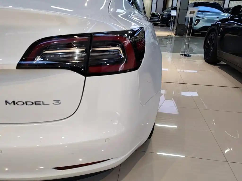 Tesla Model 3 2020 — фото 8