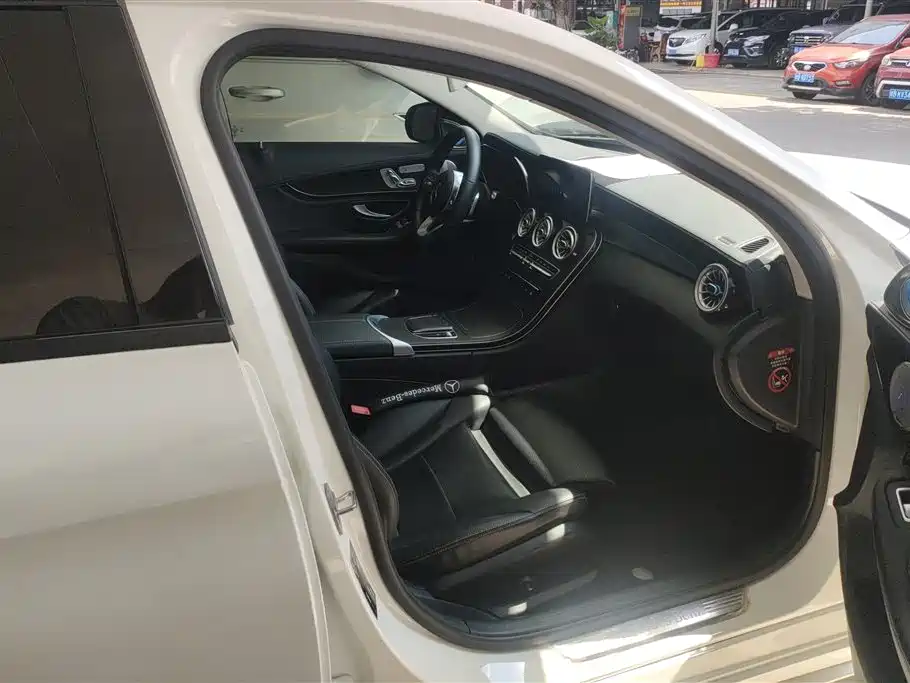 Mercedes-Benz C-Class 2020 — фото 8