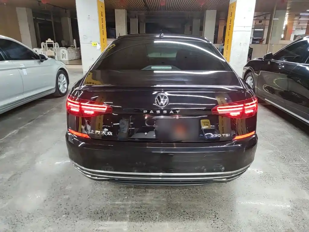 Volkswagen Passat 2021