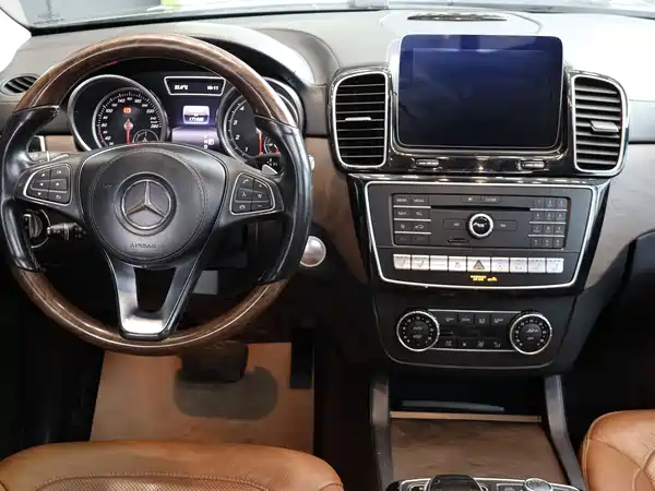 Mercedes-Benz GLS 2016