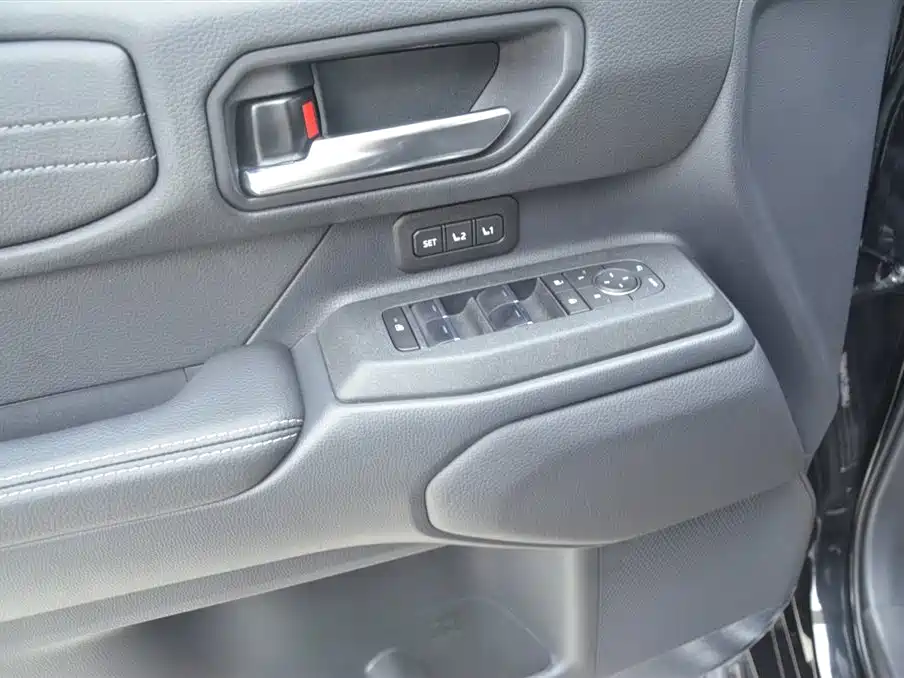 Toyota Prado 2026 — фото 7