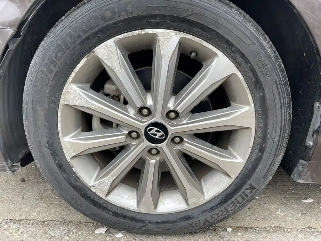 Hyundai Sonata 2015 — фото 17