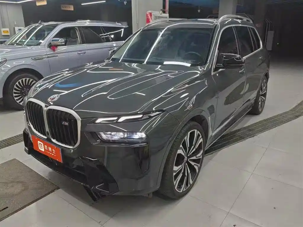 BMW X7 M60i 2023