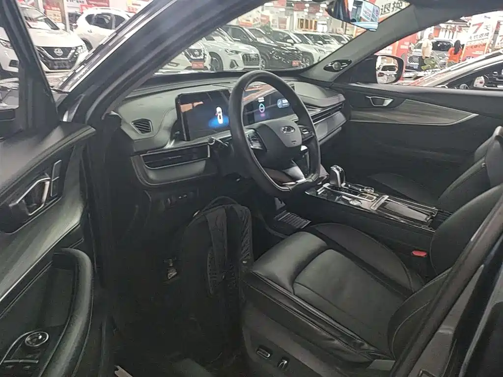 Chery Tiggo 8 PLUS 2021 — фото 16