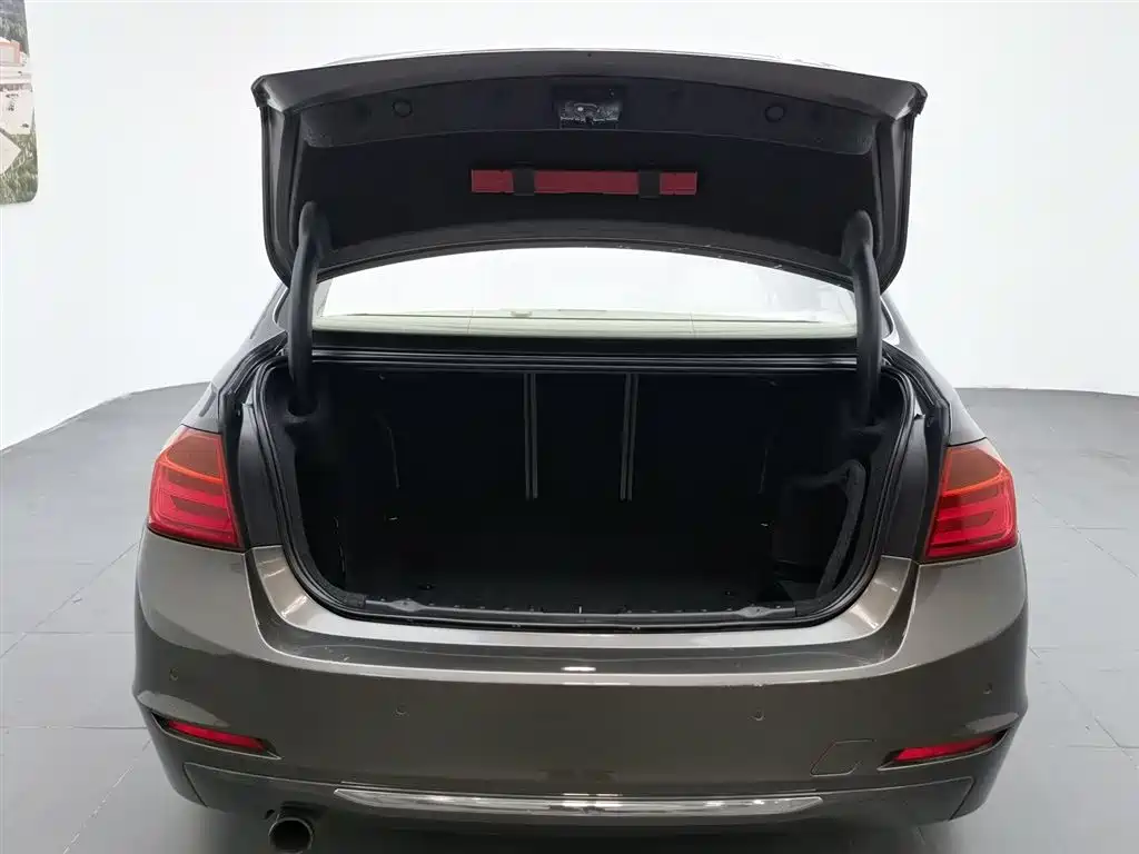 BMW 3 Series 2013 — фото 16