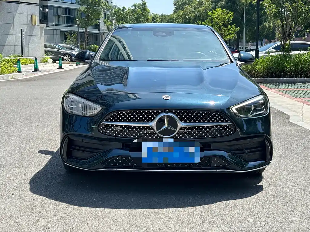 Mercedes-Benz C-Class 2023