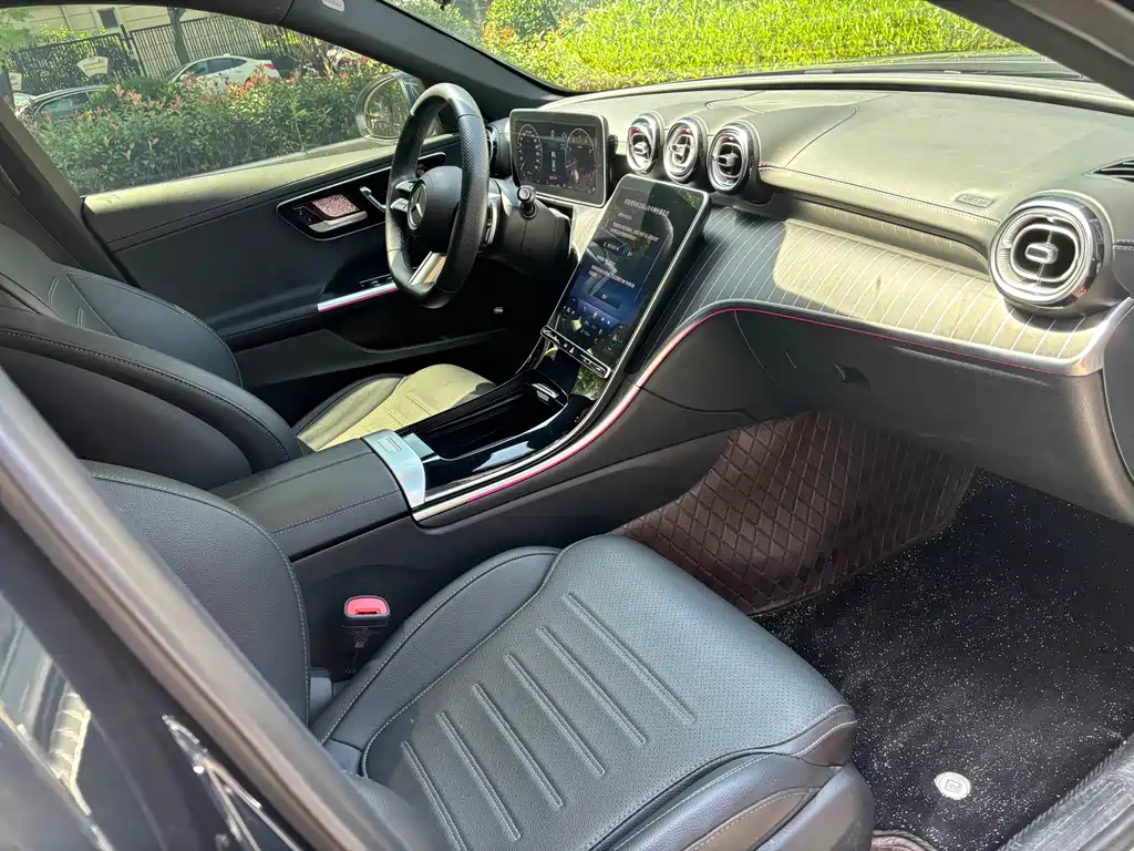 Mercedes-Benz C-Class 2023 — фото 13