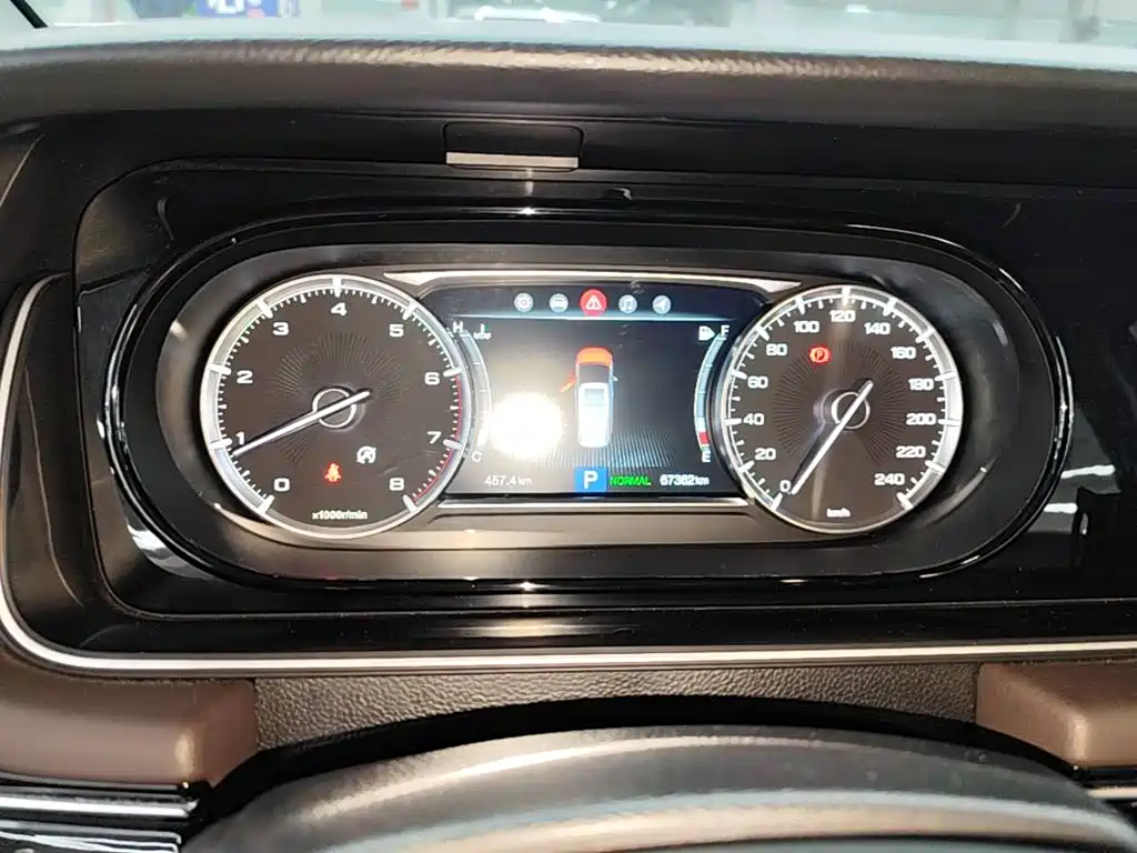 GAC Trumpchi M6 2020 — фото 12