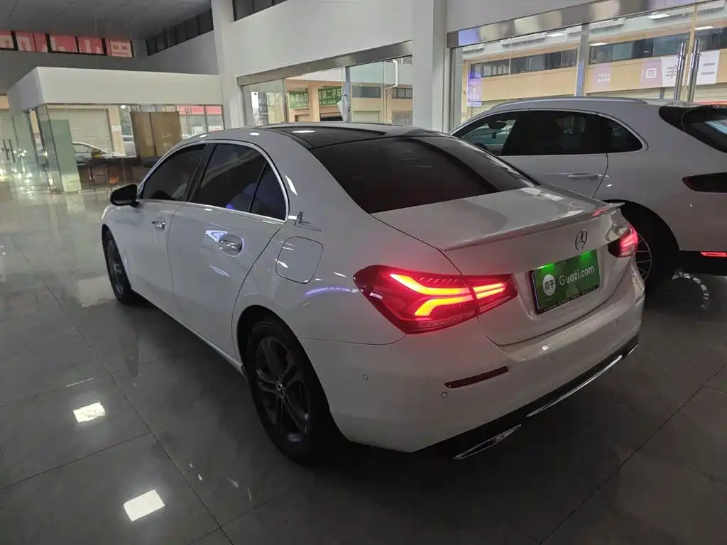 Mercedes-Benz A-Class 2020 — фото 5