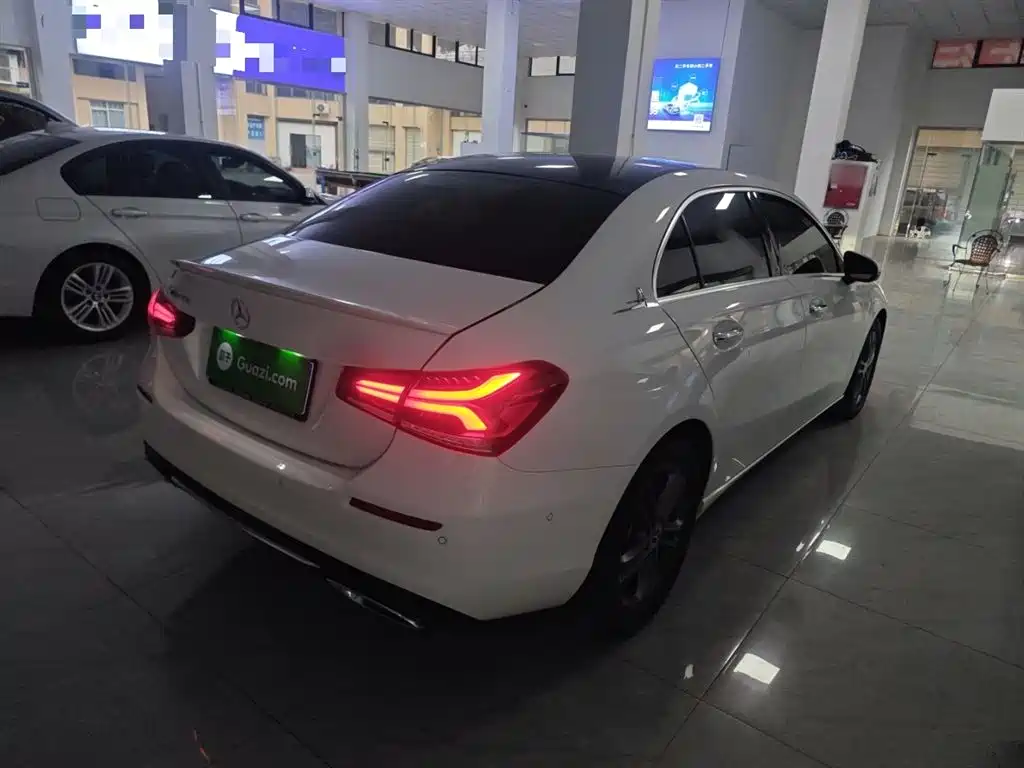 Mercedes-Benz A-Class 2020 — фото 7