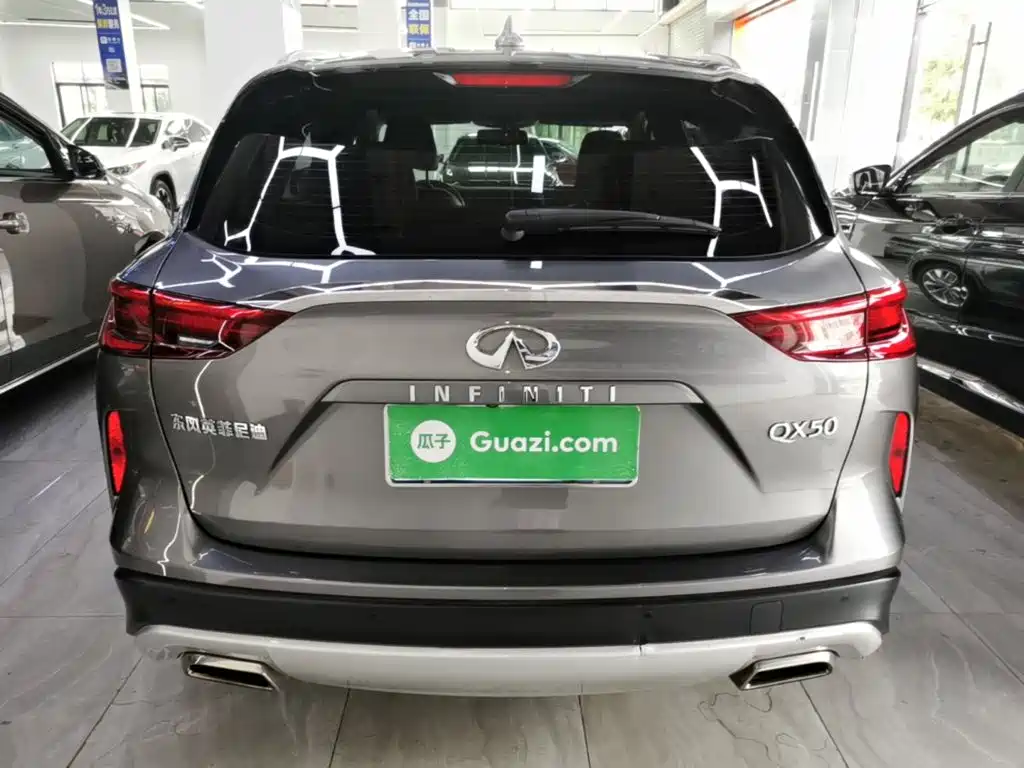 Infiniti QX50 2020