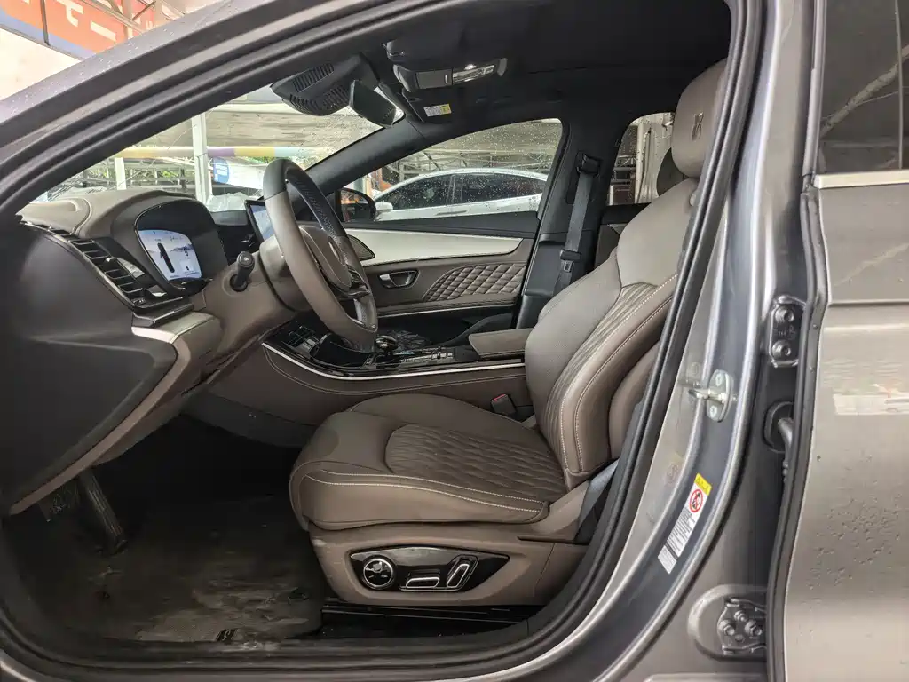 BYD Han 2024