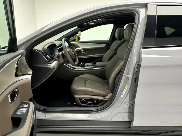 BYD Han 2025