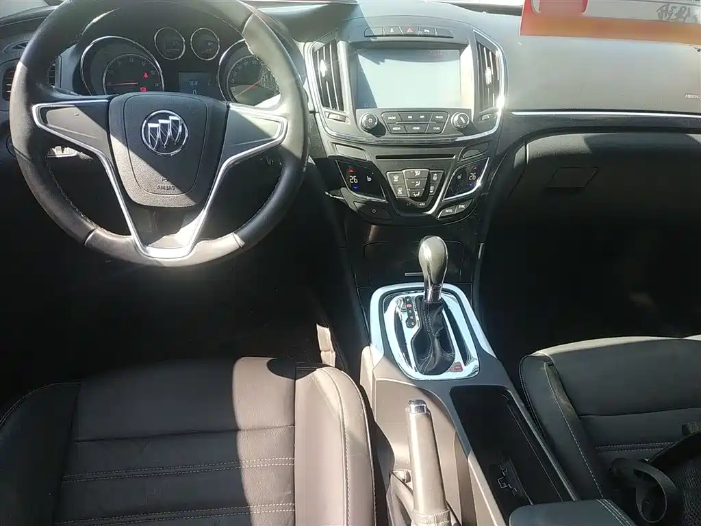 Buick Regal 2015 — фото 10