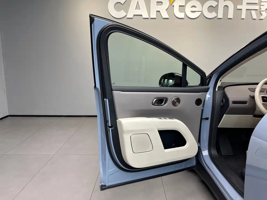 Li Auto i8 2025 — фото 29