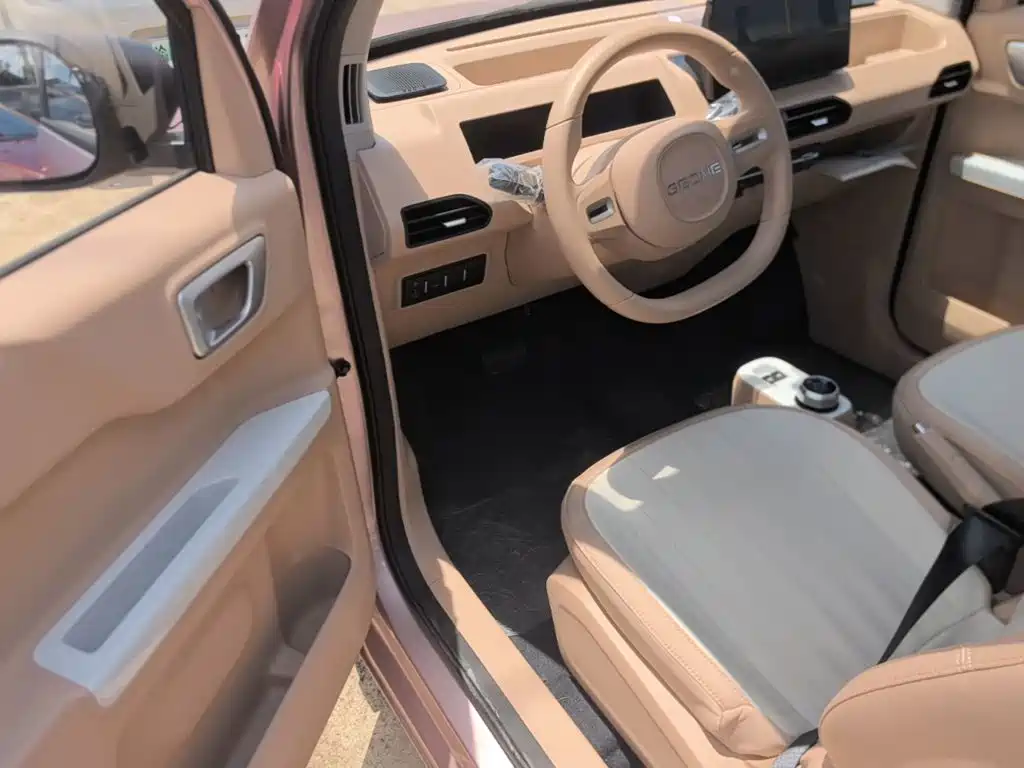 Geely Galaxy Panda 2026 — фото 16