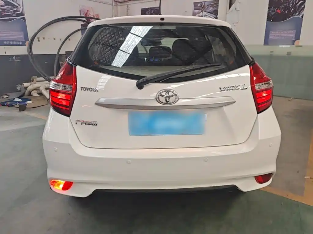 Toyota Yaris L 2017