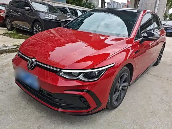 Volkswagen Golf 2024