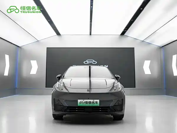 Lynk & Co Z20 2024