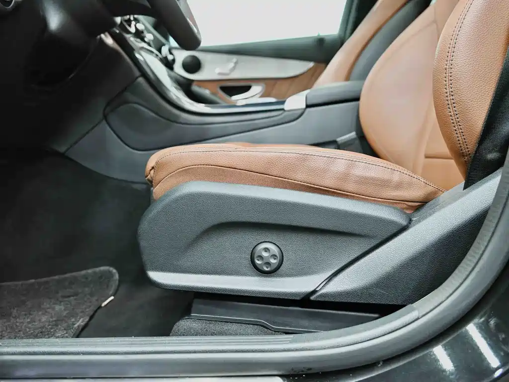 Mercedes-Benz GLC Coupe 2023 — фото 21