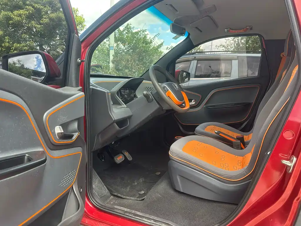 Baojun E100 2019